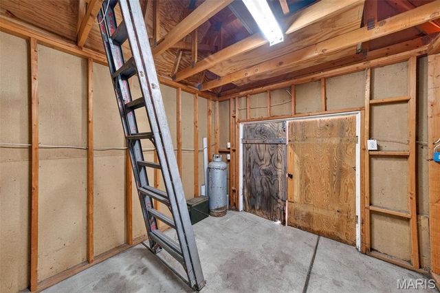 1585 Pepperhill Drive, Florissant, MO 63033