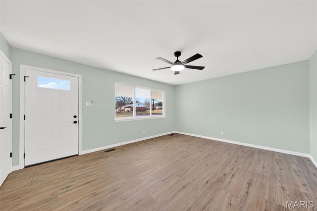 1585 Pepperhill Drive, Florissant, MO 63033