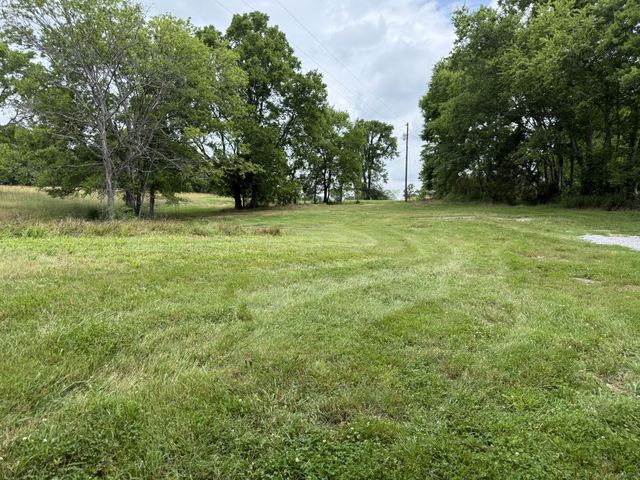 2 Old Highway 25, Hartsville, TN 37074