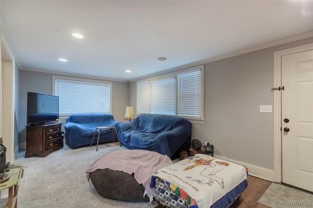 2105 College Street, Montgomery, AL 36106