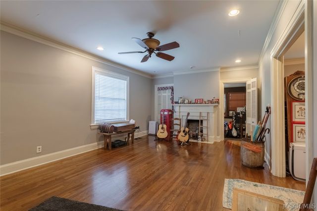 2105 College Street, Montgomery, AL 36106