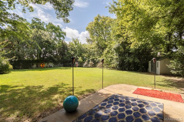 2105 College Street, Montgomery, AL 36106