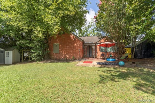 2105 College Street, Montgomery, AL 36106