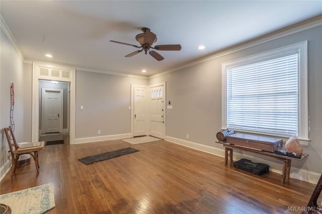 2105 College Street, Montgomery, AL 36106
