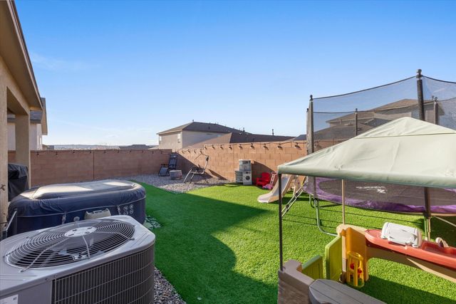 4863 Longs Peak Road NE, Rio Rancho, NM 87144