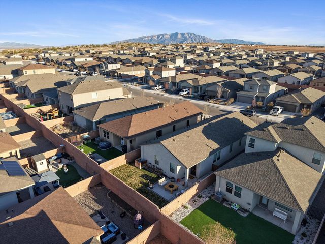 4863 Longs Peak Road NE, Rio Rancho, NM 87144