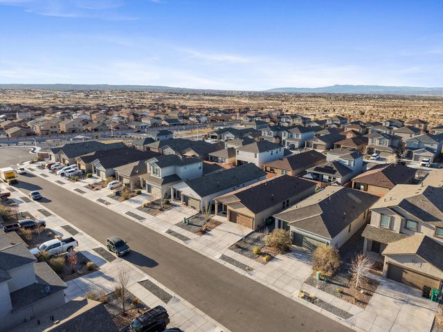 4863 Longs Peak Road NE, Rio Rancho, NM 87144