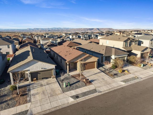 4863 Longs Peak Road NE, Rio Rancho, NM 87144