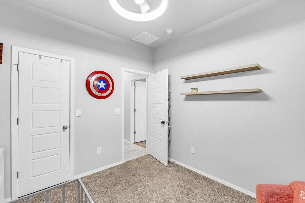 Image 23 of property listing at 4863 Longs Peak Road NE, Rio Rancho, NM 87144