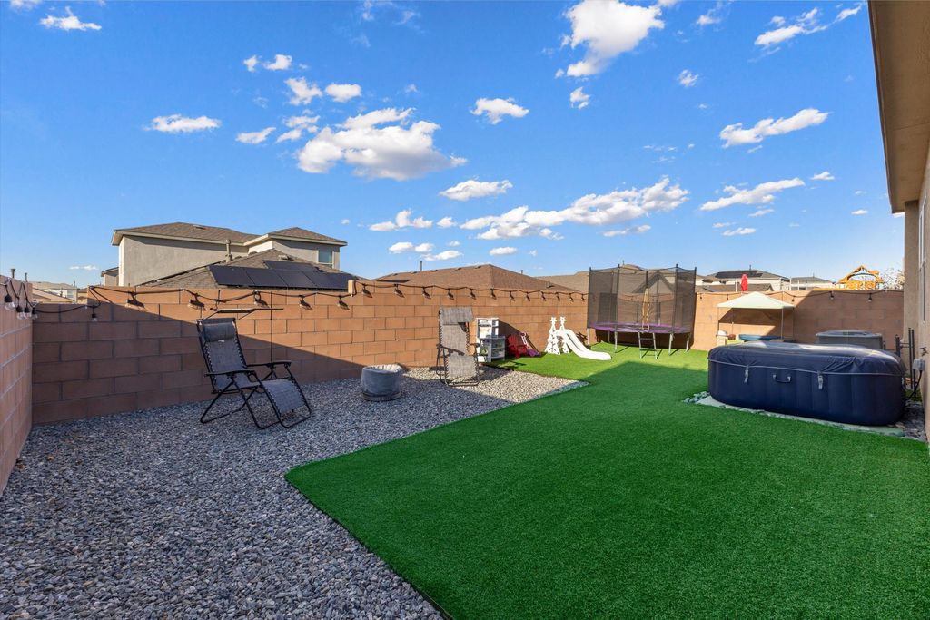 Image 25 of property listing at 4863 Longs Peak Road NE, Rio Rancho, NM 87144