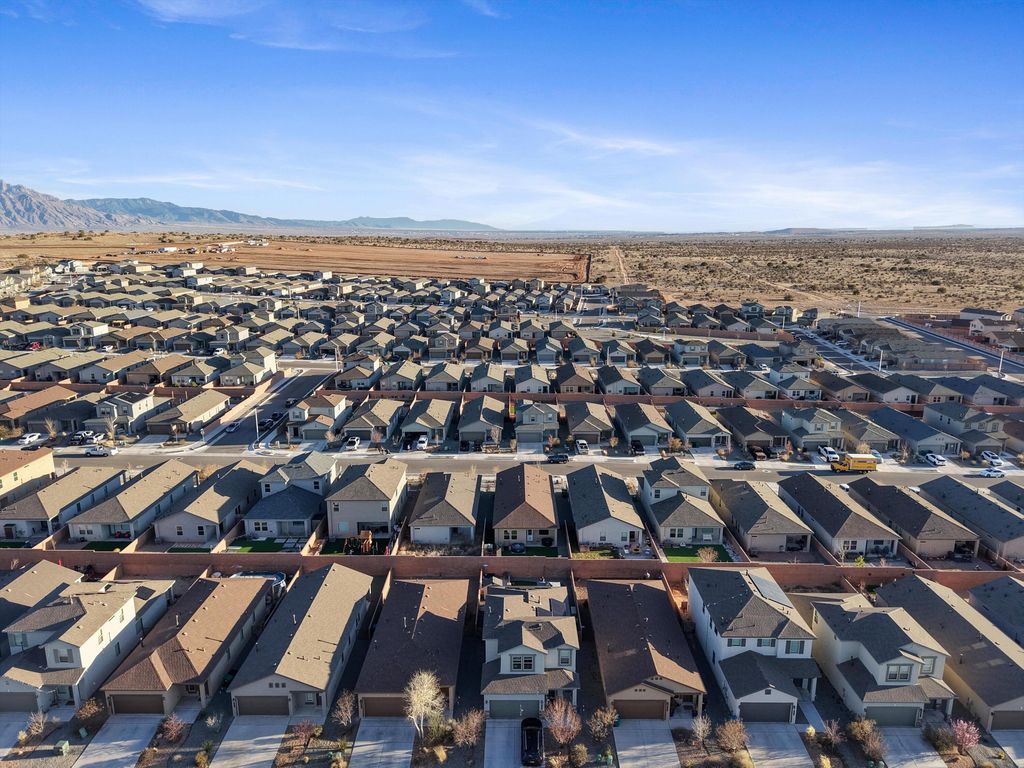 Image 35 of property listing at 4863 Longs Peak Road NE, Rio Rancho, NM 87144