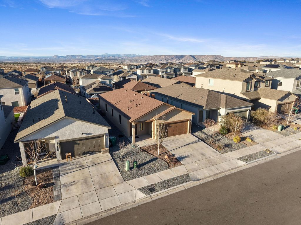 Image 38 of property listing at 4863 Longs Peak Road NE, Rio Rancho, NM 87144