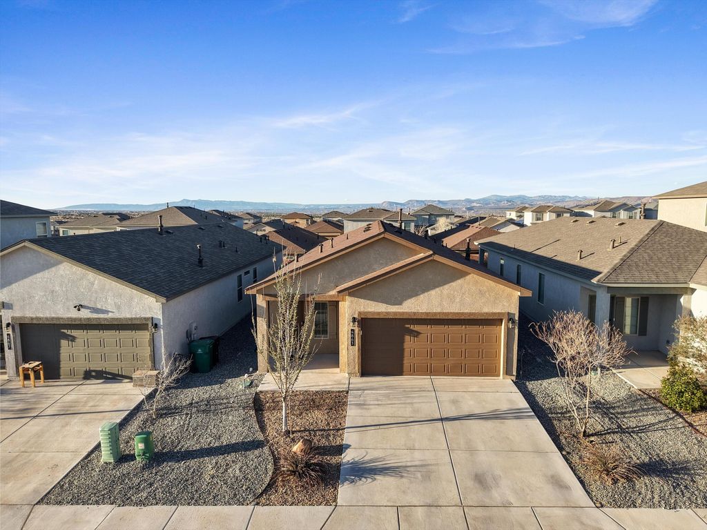 Image 39 of property listing at 4863 Longs Peak Road NE, Rio Rancho, NM 87144