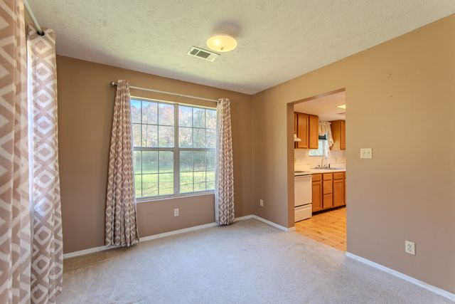 124 Pope Dr, Waynesboro, TN 38485