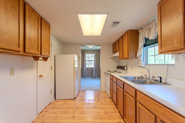 124 Pope Dr, Waynesboro, TN 38485