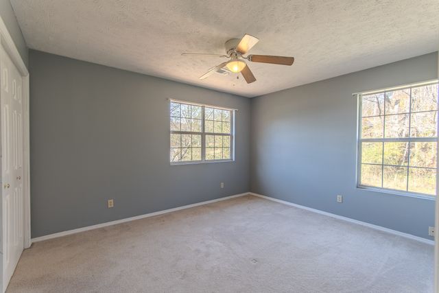 124 Pope Dr, Waynesboro, TN 38485