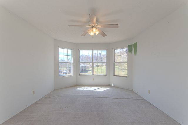 124 Pope Dr, Waynesboro, TN 38485