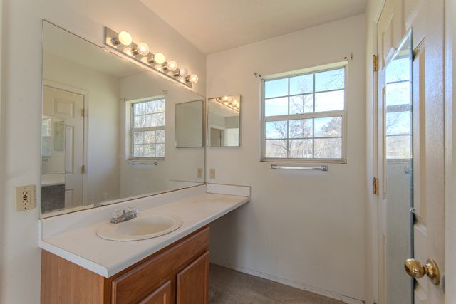 124 Pope Dr, Waynesboro, TN 38485