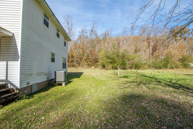 124 Pope Dr, Waynesboro, TN 38485