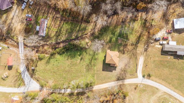 124 Pope Dr, Waynesboro, TN 38485