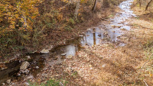 124 Pope Dr, Waynesboro, TN 38485