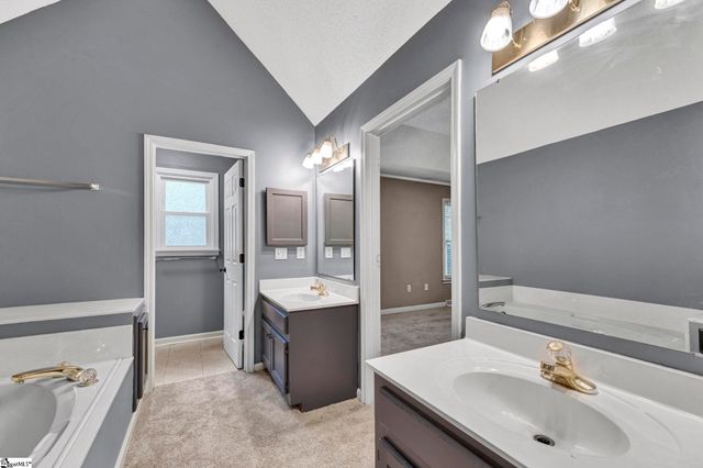 17 Arbordale Lane, Simpsonville, SC 29680