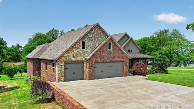 116 Eagleview, Pryor, OK 74361