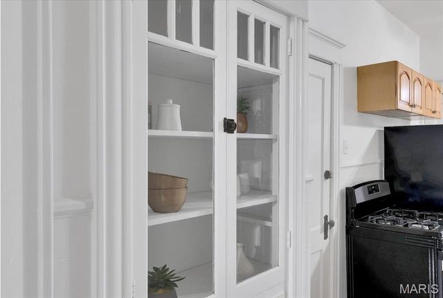 1909 Allen Avenue, St Louis, MO 63104