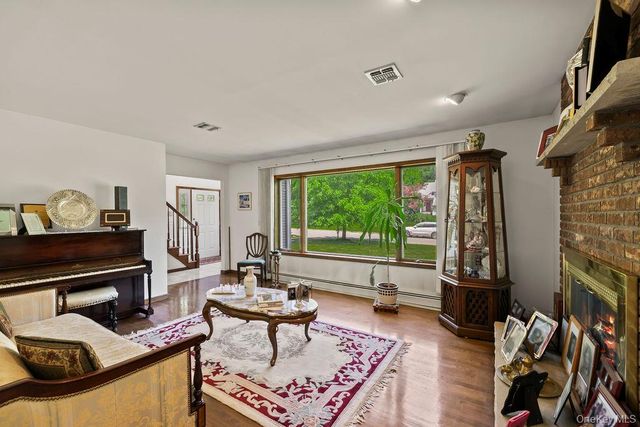 1 Lime Kiln Court, Monsey, NY 10952