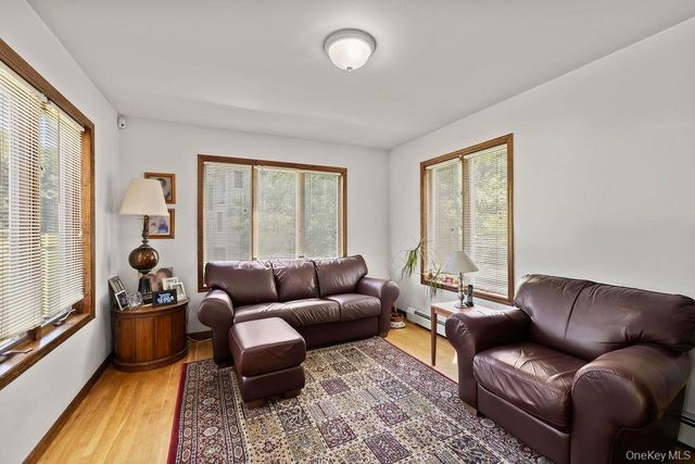1 Lime Kiln Court, Monsey, NY 10952