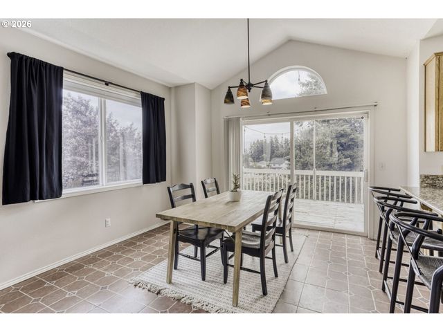 7550 Sw BAYBERRY Dr, Beaverton, OR 97007