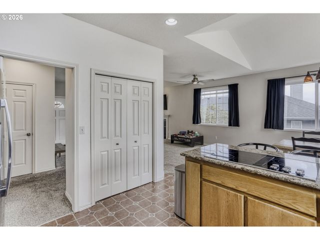 7550 Sw BAYBERRY Dr, Beaverton, OR 97007