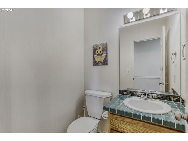 7550 Sw BAYBERRY Dr, Beaverton, OR 97007