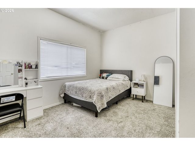 7550 Sw BAYBERRY Dr, Beaverton, OR 97007