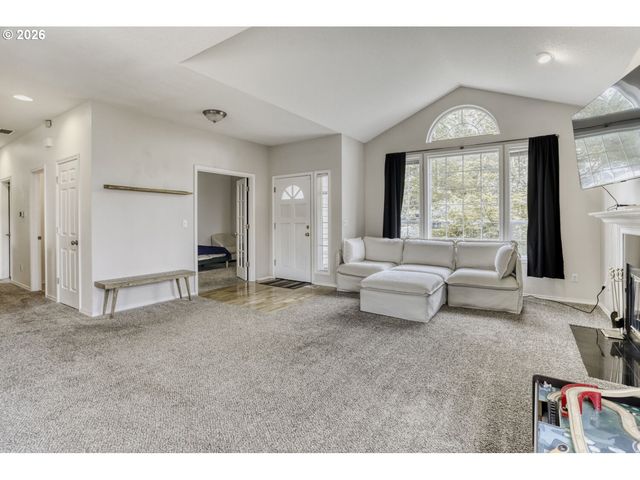 7550 Sw BAYBERRY Dr, Beaverton, OR 97007