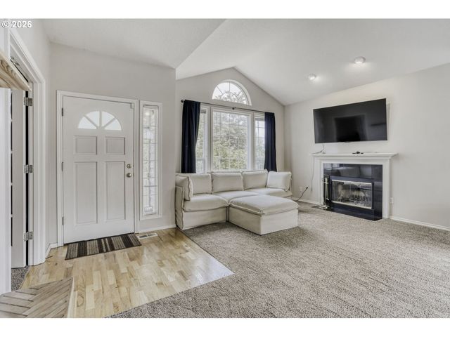 7550 Sw BAYBERRY Dr, Beaverton, OR 97007