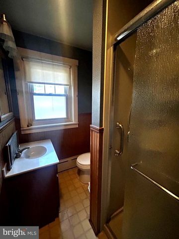 3314 E GALEN HALL RD, Reinholds, PA 17569