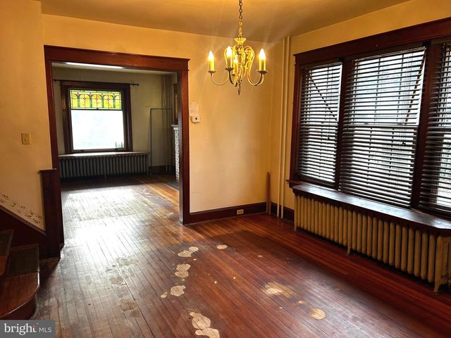 3314 E GALEN HALL RD, Reinholds, PA 17569