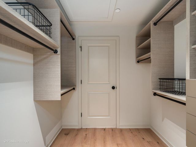 1235 N ASHLAND Avenue 502, Chicago, IL 60622