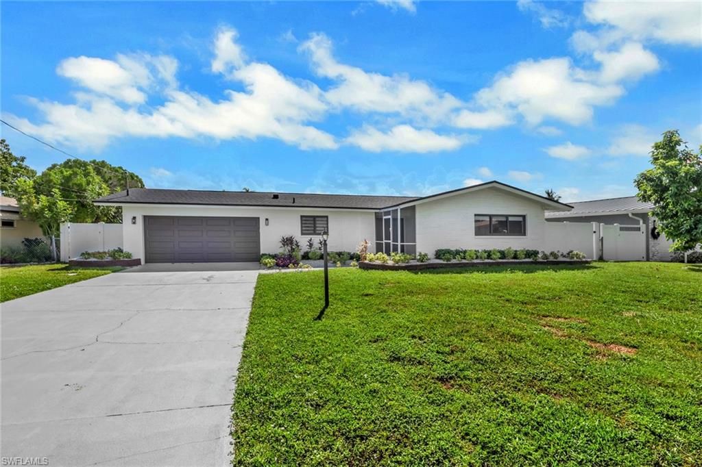 5313 Bayview CT, CAPE CORAL, FL 33904 — exterior