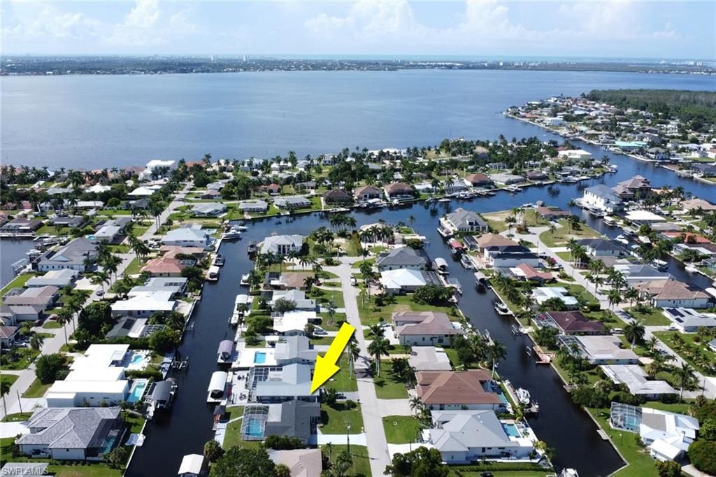 5313 Bayview CT, CAPE CORAL, FL 33904 — photo 2