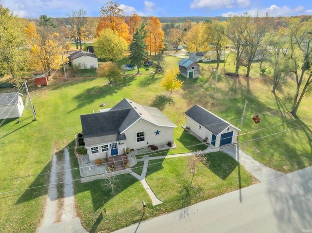 408 W Hazel Street, Albion, IN 46701