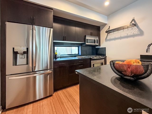 4917 39th Avenue S, Seattle, WA 98118