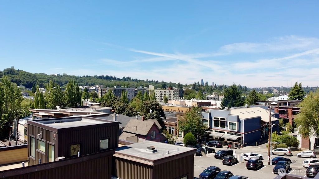 4917 39th Avenue S, Seattle, WA 98118