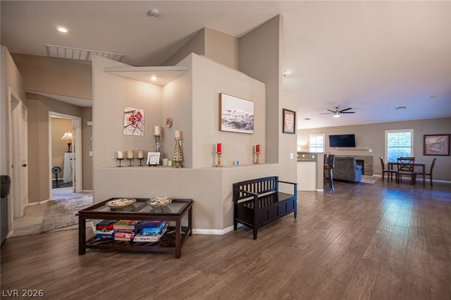 8128 Shad Bush Avenue, Las Vegas, NV 89149