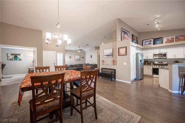 8128 Shad Bush Avenue, Las Vegas, NV 89149