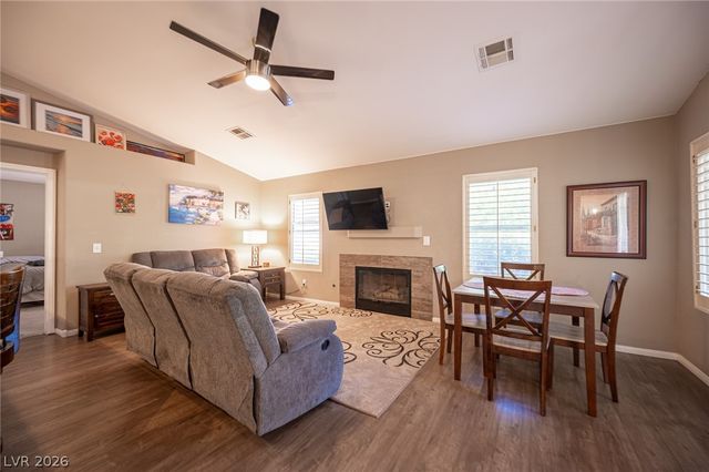 8128 Shad Bush Avenue, Las Vegas, NV 89149