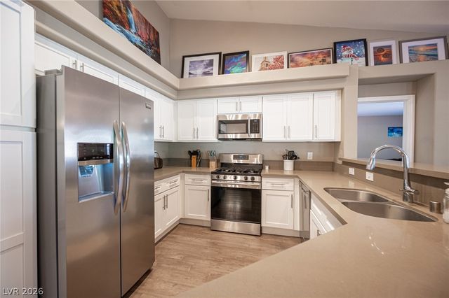 8128 Shad Bush Avenue, Las Vegas, NV 89149