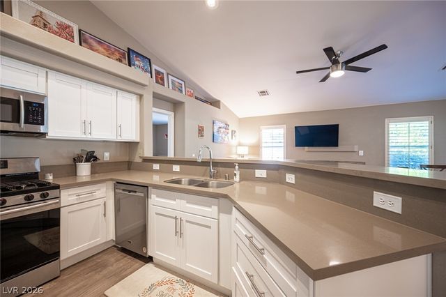 8128 Shad Bush Avenue, Las Vegas, NV 89149