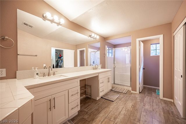 8128 Shad Bush Avenue, Las Vegas, NV 89149